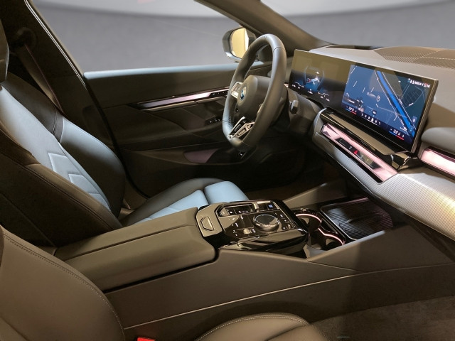 Bild 11: BMW i5 xDrive40 Touring