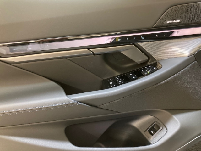 Bild 13: BMW i5 xDrive40 Touring