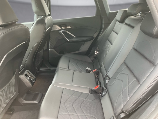 Bild 11: BMW iX1 eDrive20 U11