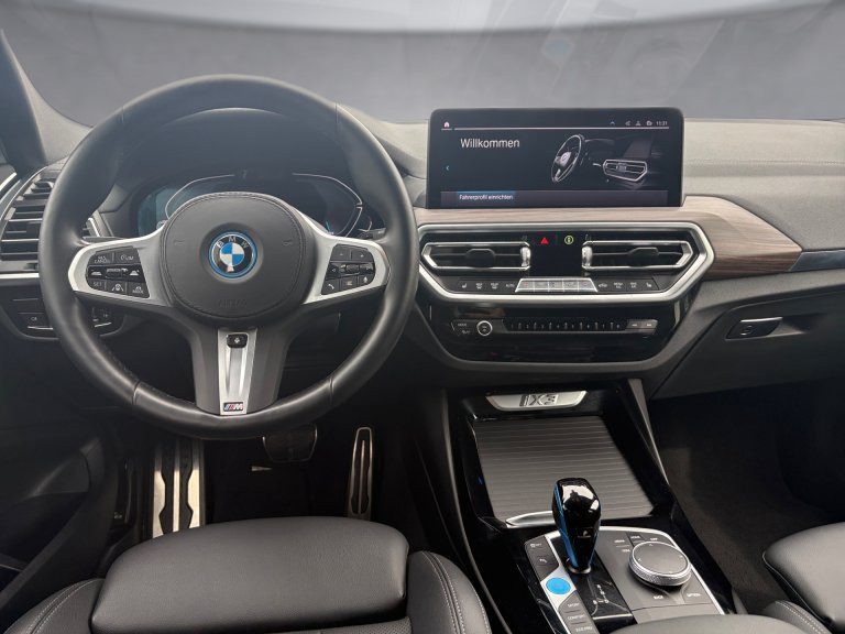Bild 5: BMW iX3 G08 HA0