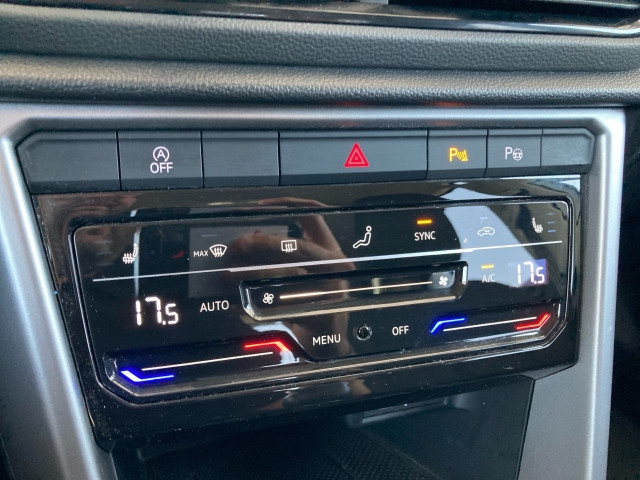 Bild 14: VW T-Roc Life TSI