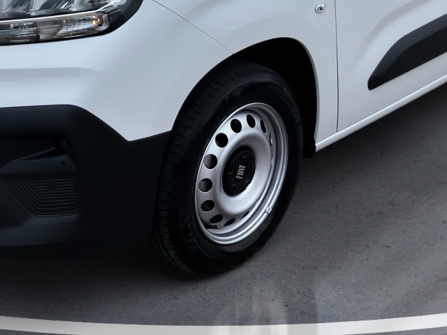 Bild 7: Fiat Transporter Doblo KW XL Diesel 100 Manuell