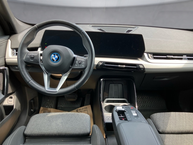 Bild 8: BMW iX1 eDrive20 U11 HB0