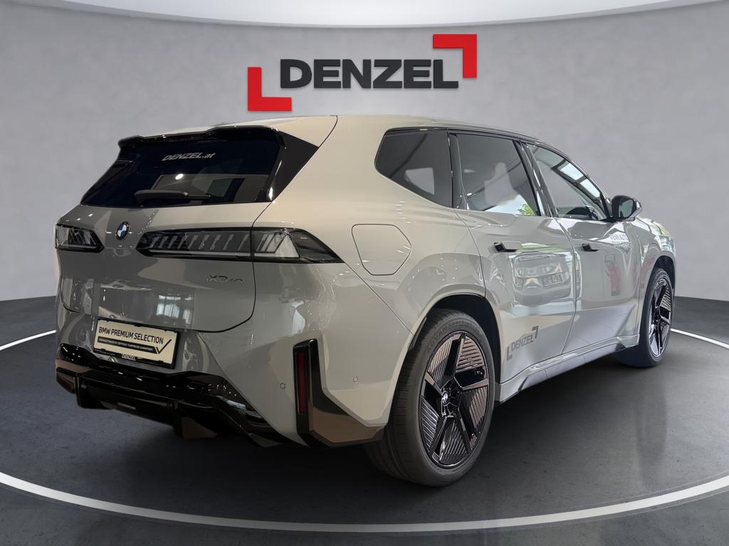 Bild 3: BMW iX3 40