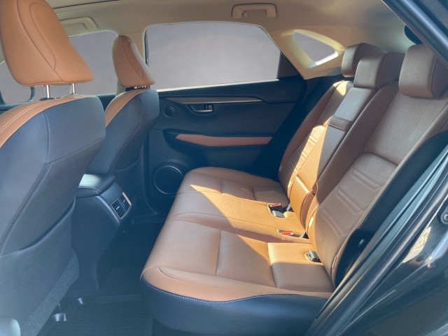 Bild 3: Lexus NX 300h Limited Hybrid Aut.
