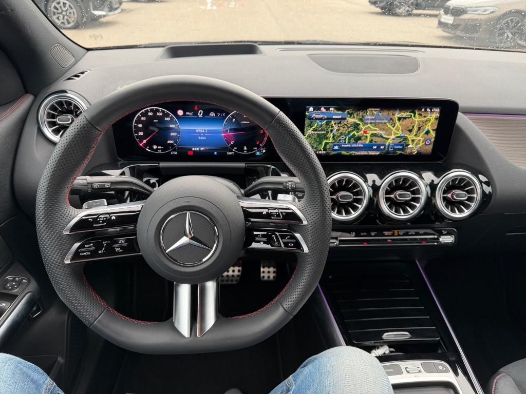 Bild 14: Mercedes GLA 200 Aut.
