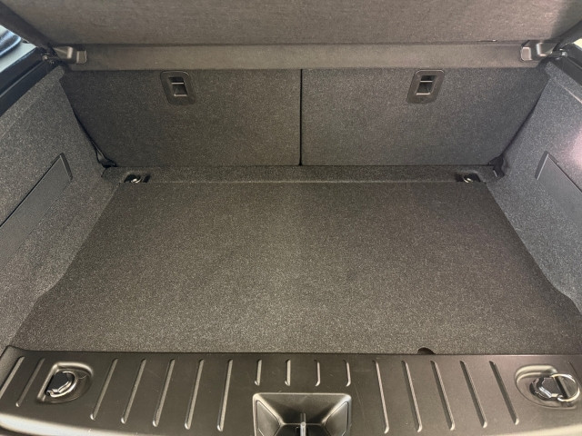 Bild 12: BMW PKW i-Serie i3 eDrive BEV i01 IB1