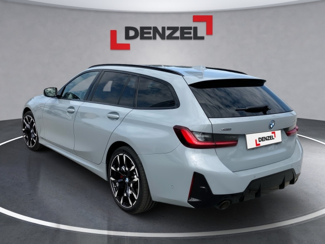 Bild 2: BMW 330e xDrive Touring