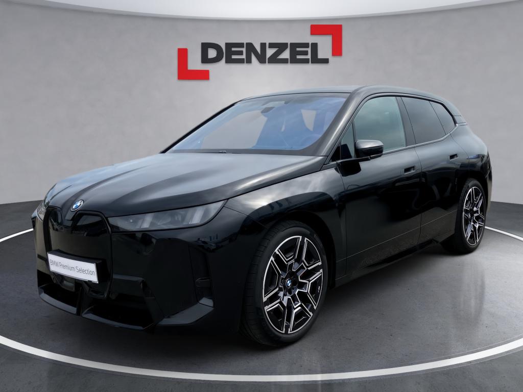 Bild 0: BMW iX xDrive45