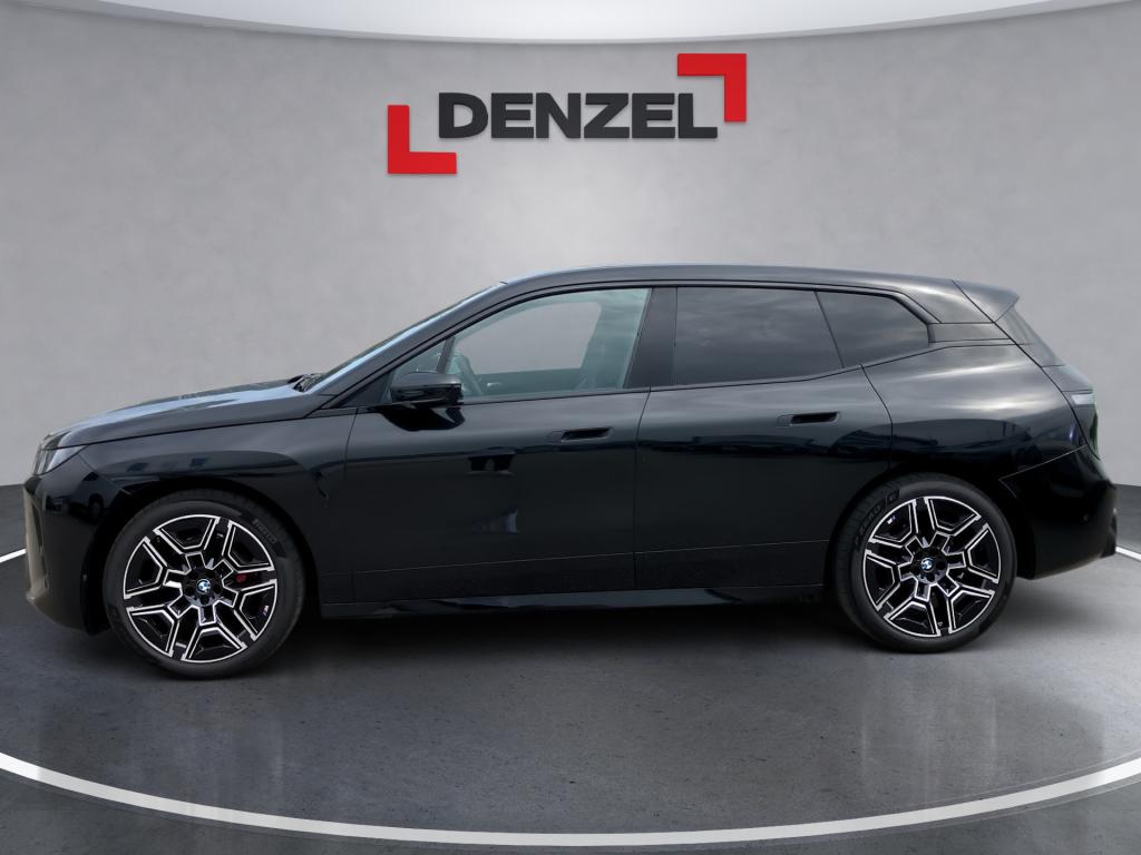 Bild 1: BMW iX xDrive45