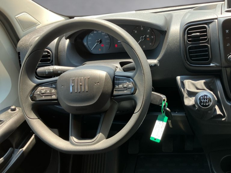 Bild 9: Fiat Transporter Ducato Maxi L3H2 KW 3.5T Diesel 140 Manuell