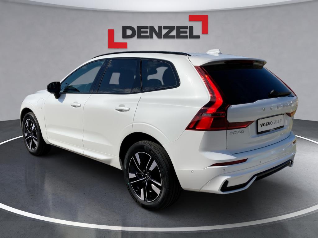 Bild 2: VOLVO PKW XC60 Plus, T6 eAWD Plug-in Hybrid, Elektrisch/Benzin, Dark