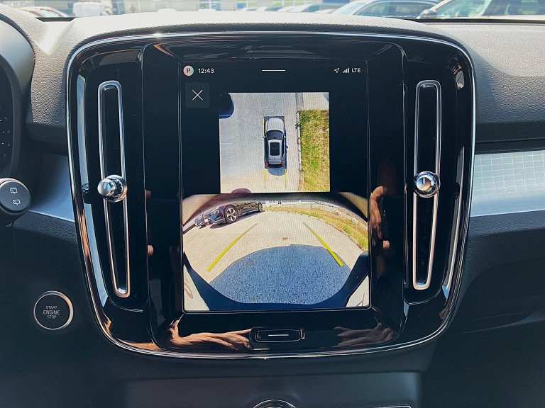 Bild 14: VOLVO PKW XC40 B3 Plus Dark Mild Hybrid