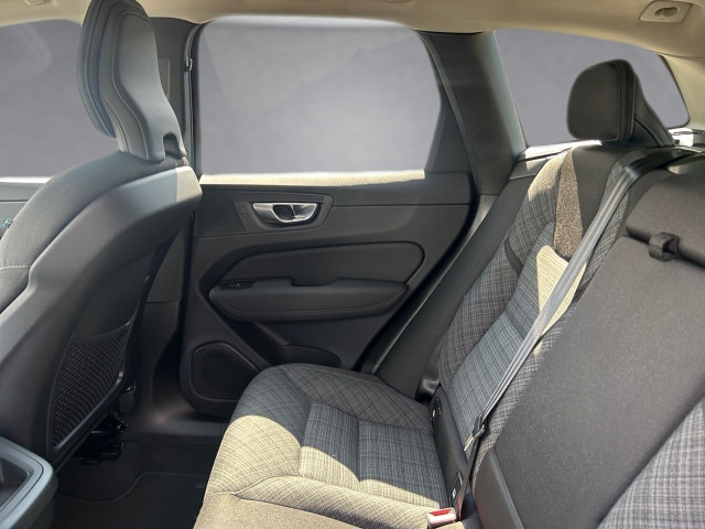 Bild 11: VOLVO PKW XC60 Core, B5 AWD Mild Hybrid, Benzin