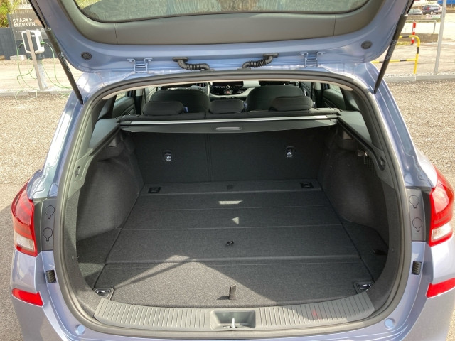 Bild 9: Hyundai i30 Kombi - PD Smart Line 1.0 T-GDI c6ks1-PP5-OO4