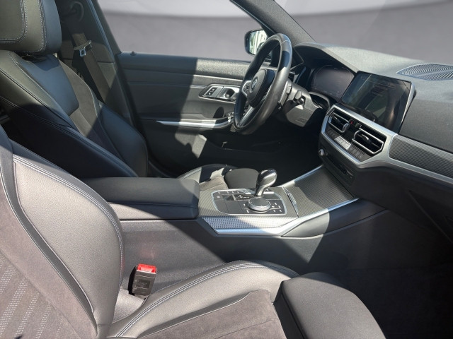 Bild 7: BMW 330e xDrive Touring G21 XB1
