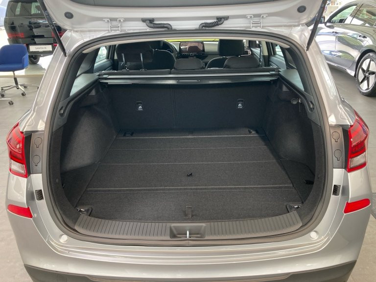Bild 10: Hyundai i30 Kombi - PD Smart Line 1.0 T-GDI