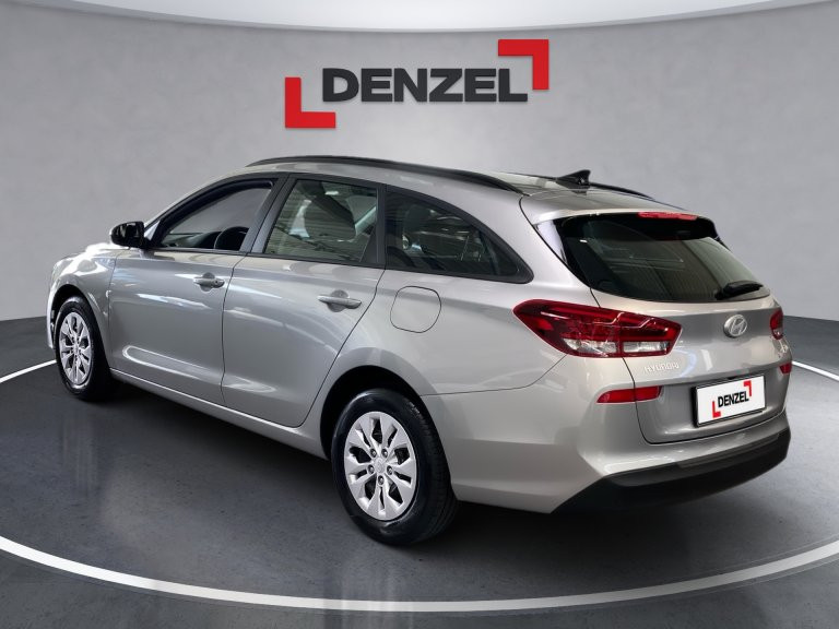 Bild 2: Hyundai i30 Kombi - PD Smart Line 1.0 T-GDI