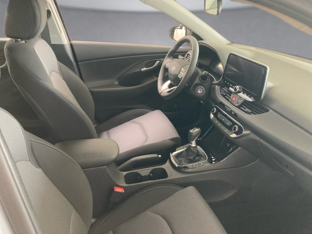 Bild 8: Hyundai i30 Kombi - PD Smart Line 1.0 T-GDI