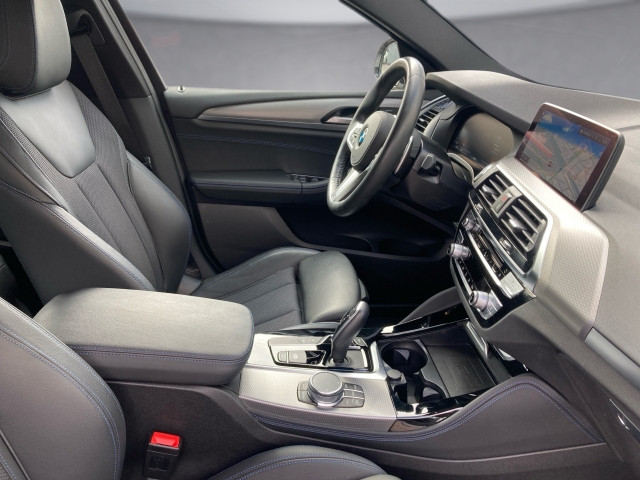 Bild 10: BMW X4 xDrive 20i G02