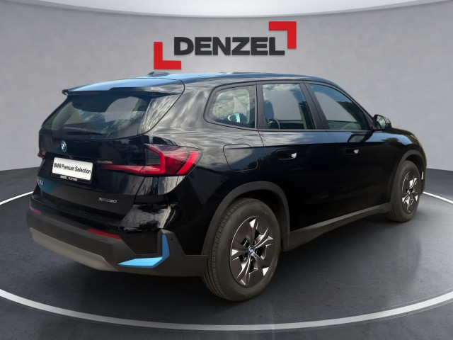 Bild 11: BMW iX1 xDrive30 U11 XE2