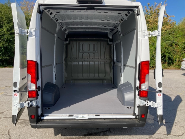 Bild 6: Fiat Transporter Ducato Serie 2 KW L2H2 3300 140MT