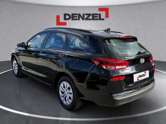 Bild 2: Hyundai i30 Kombi - PD Smart Line 1.0 T-GDI