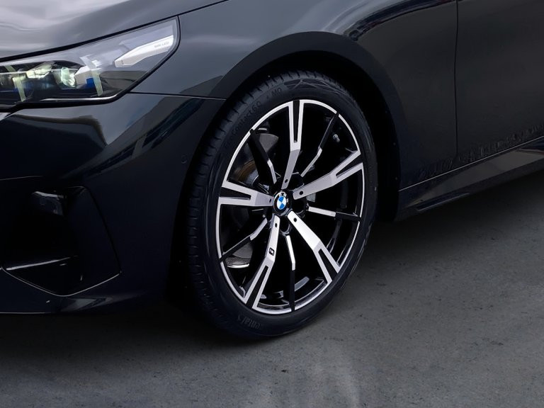 Bild 7: BMW 520d xDrive Limousine G60 B47