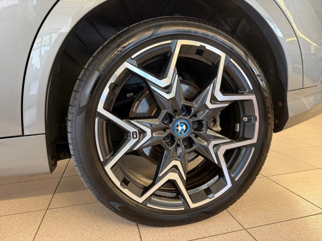 Bild 7: BMW iX2 xDrive30 66,5kWh