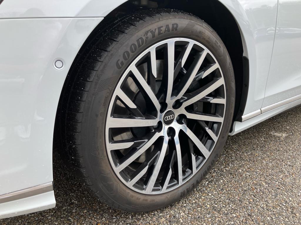 Bild 7: Audi A8 Reihe