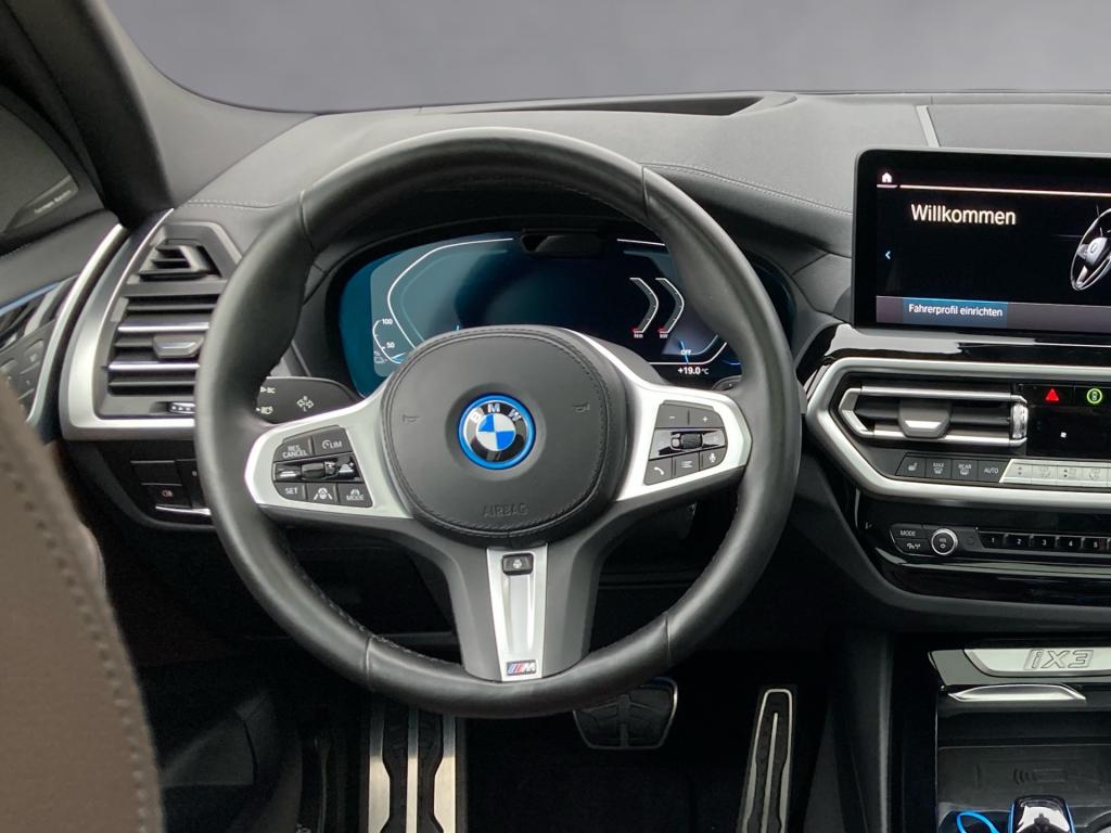 Bild 9: BMW iX3 M 73,8kWh Sport