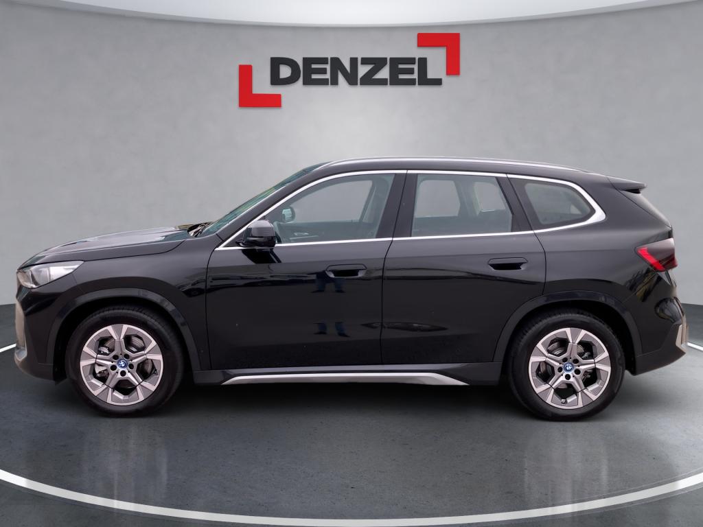 Bild 1: BMW iX1 xDrive30 64,7kWh
