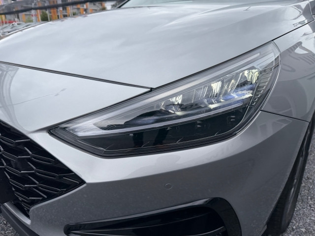 Bild 3: Hyundai i30 Kombi 1,5 TGDi DCT GL