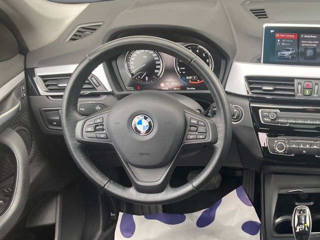 Bild 9: BMW X1 sDrive18i